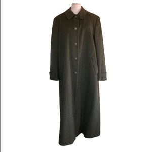 *** SoLD *** Schneider’s Olive Green Wool Coat